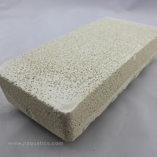 Brightwell Aquatics X-Port NO3 Brick bottom view of nitrate reducing filter media