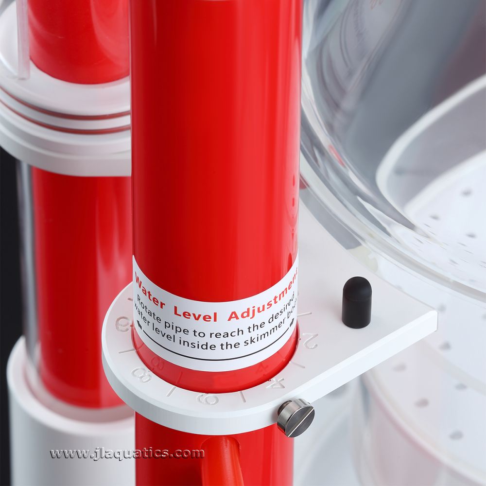 Wasy level adjustment for fine tuning foam production on all Seatorch Protein Skimmers.