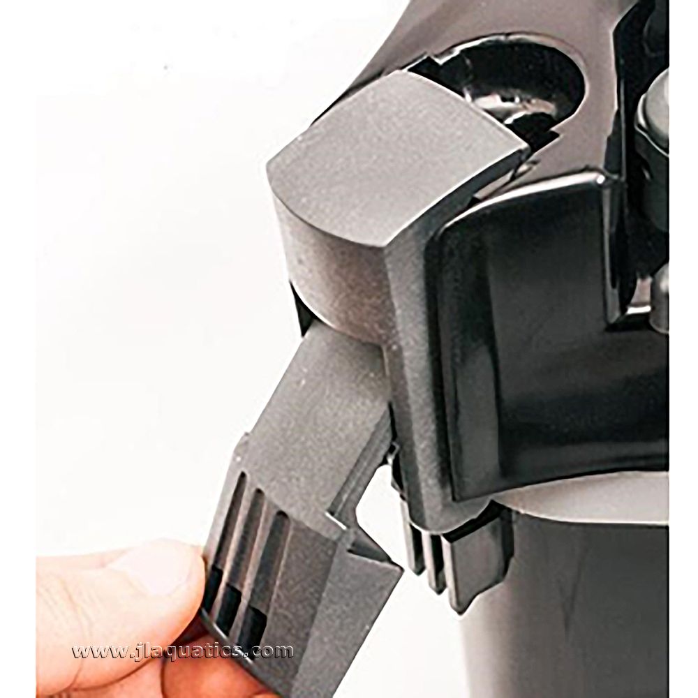 Sicce Whale 350 Canister Filter  offers quick assembly and disassembly. 